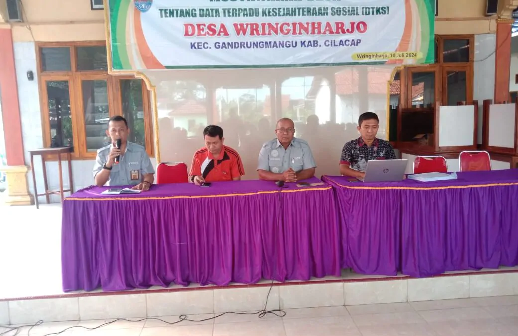 Musyawarah Desa (Musdes) Data Terpadu Kesejahteraan Sosial (DTKS) Desa Wringinharjo